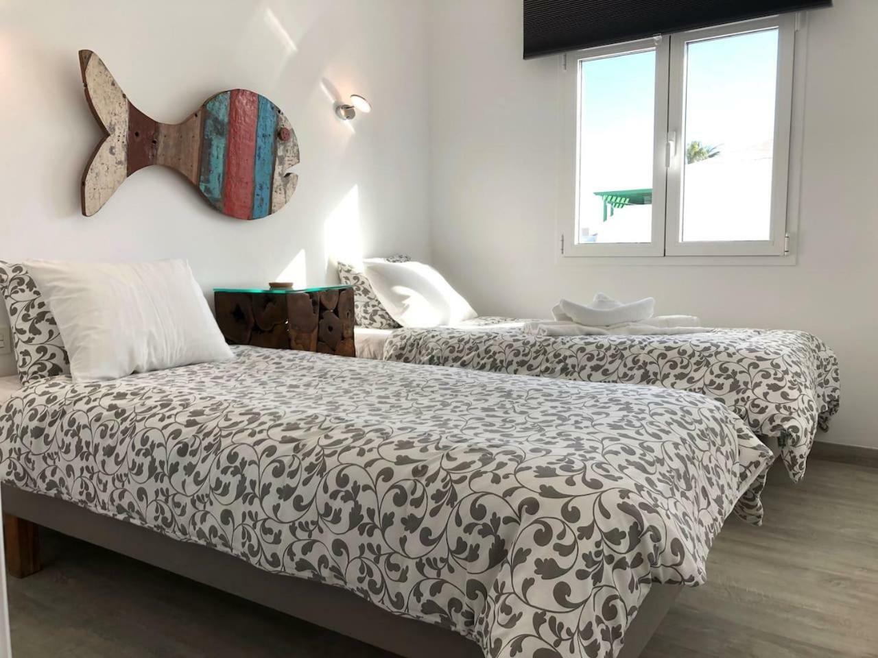 Sea Breeze With Shared Pool And Near The Beach Apartamento Costa Teguise Exterior foto