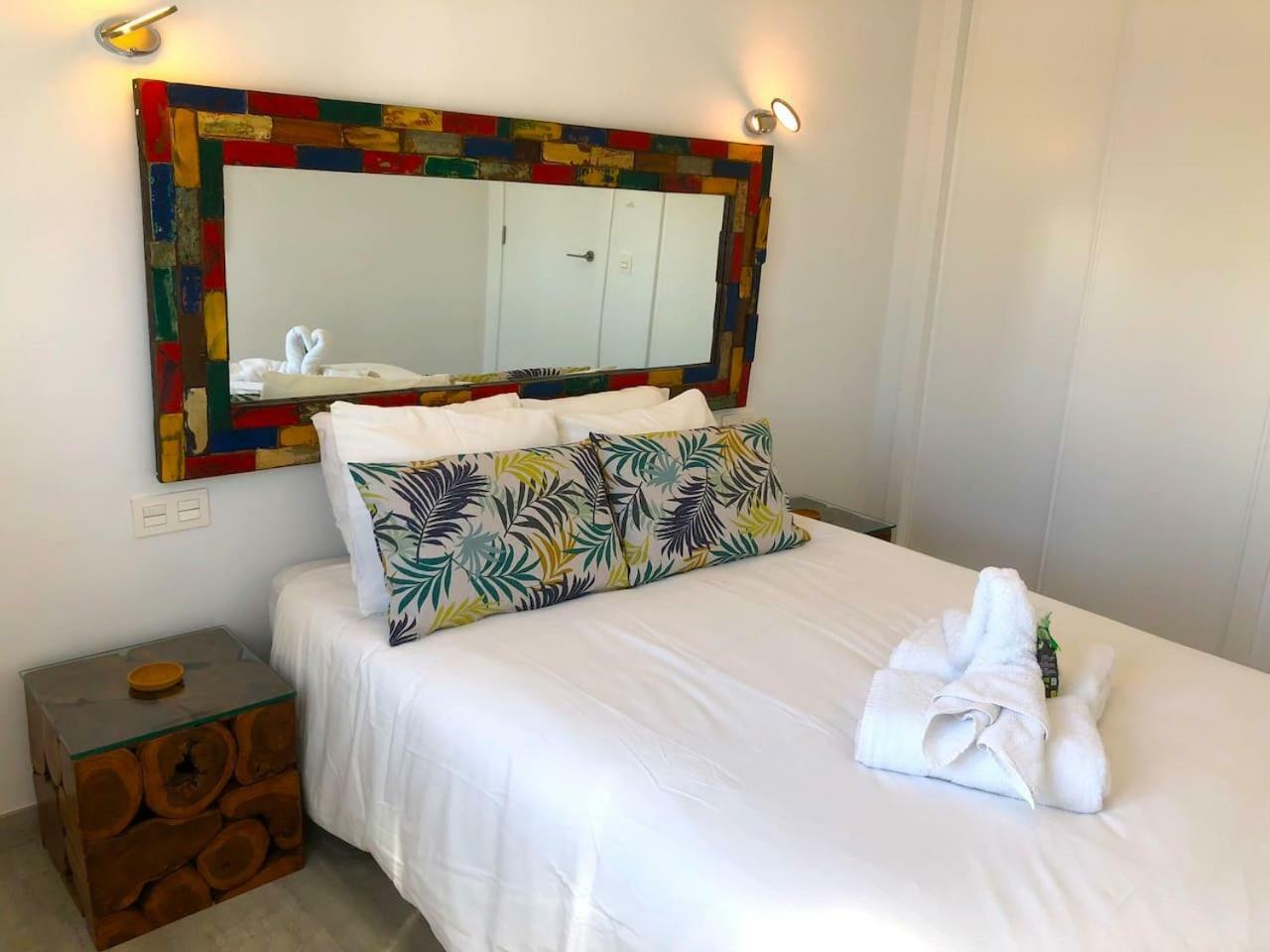 Sea Breeze With Shared Pool And Near The Beach Apartamento Costa Teguise Exterior foto