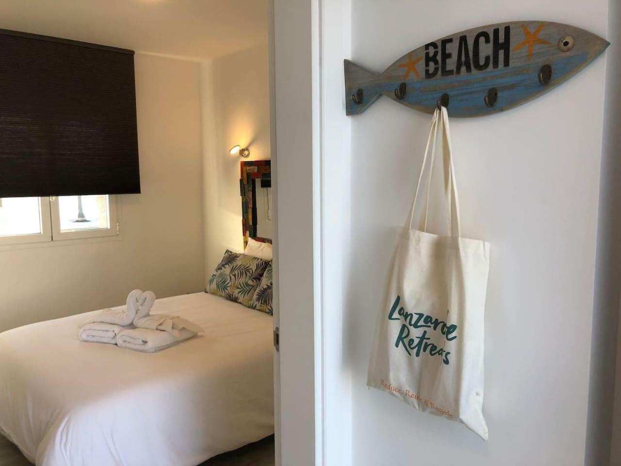 Sea Breeze With Shared Pool And Near The Beach Apartamento Costa Teguise Exterior foto
